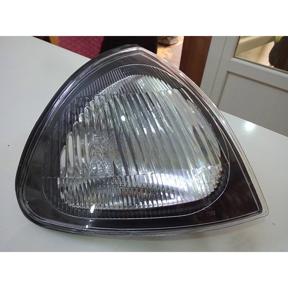 AVENSİS 1998-2002  SOL SİNYAL