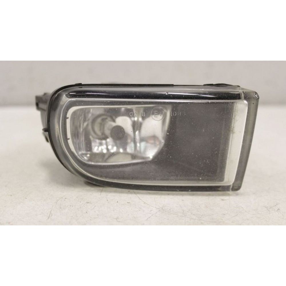 AVENSİS 2000-2002 SAĞ SİS LAMBASI